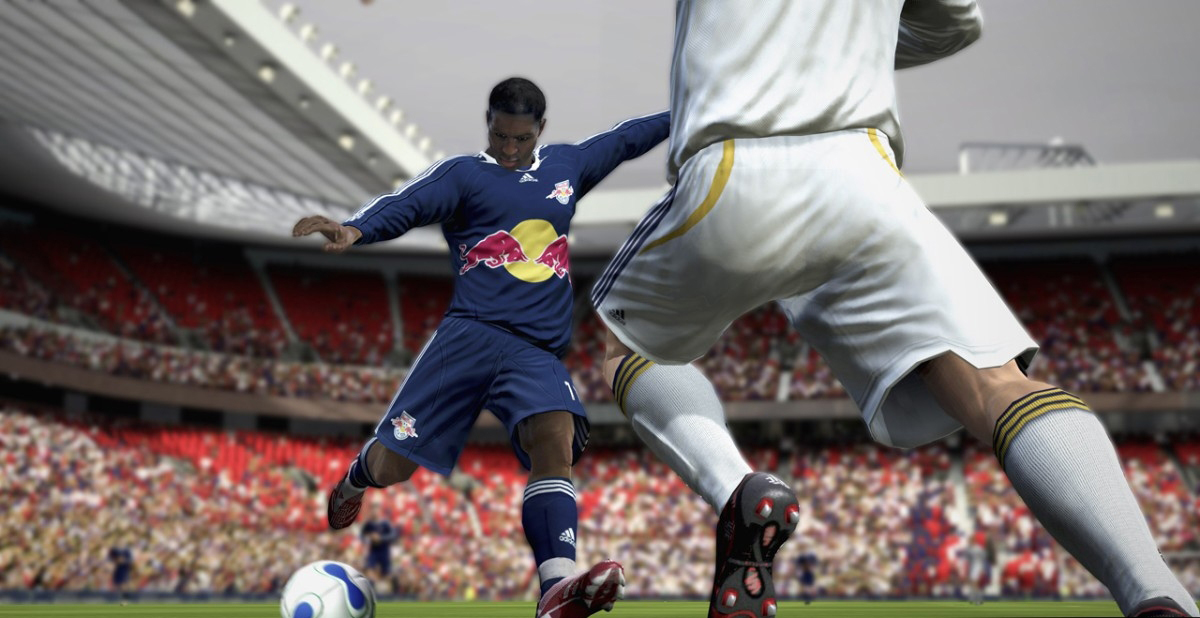 《FIFA国际足球大联盟08》GOD版XBOX360版 游戏截图 2